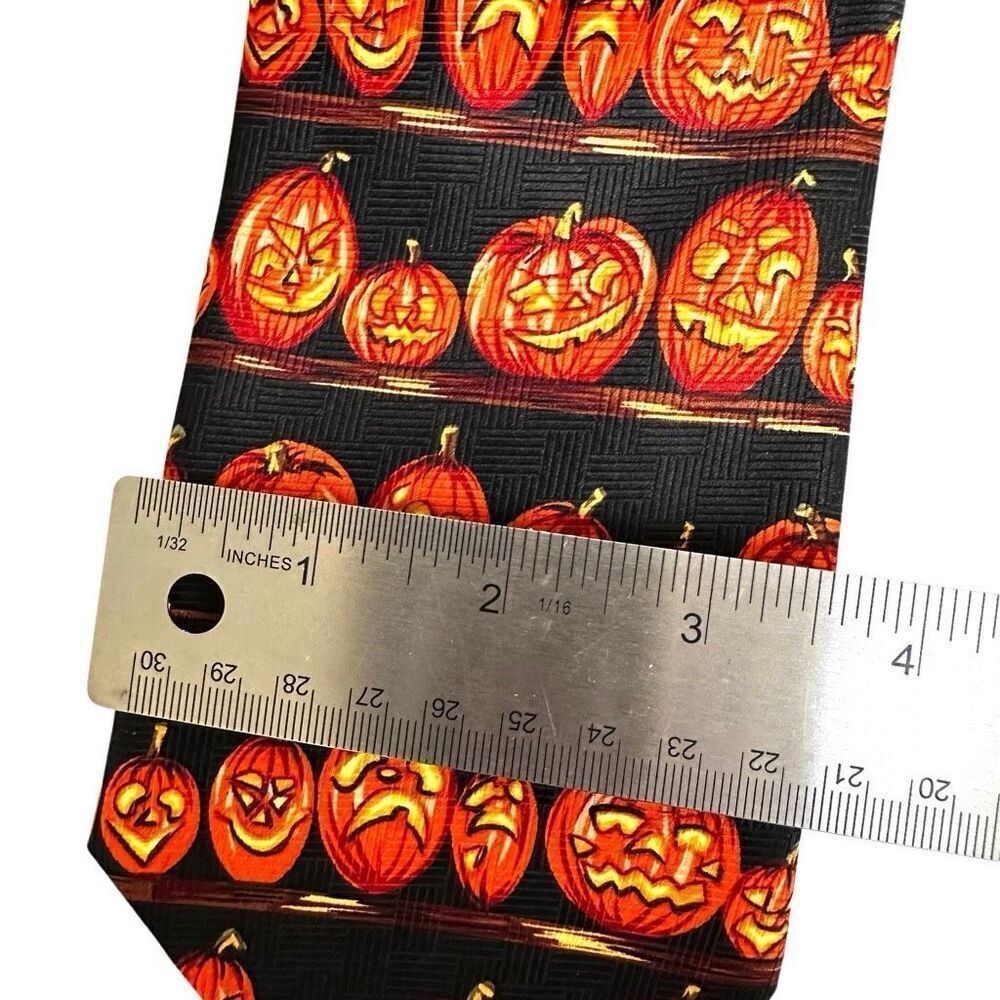 Addiction jack o lantern contest  tie - Picture 5 of 7